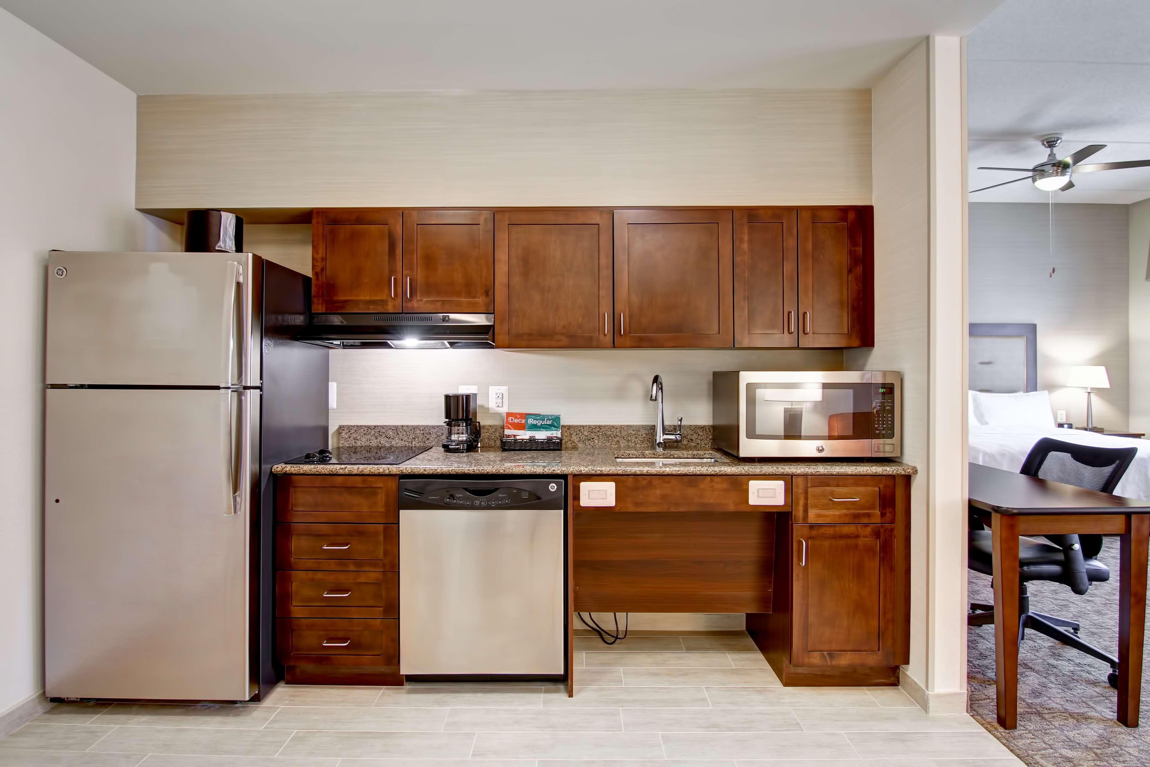 Homewood Suites By Hilton Woodbridge Eksteriør billede