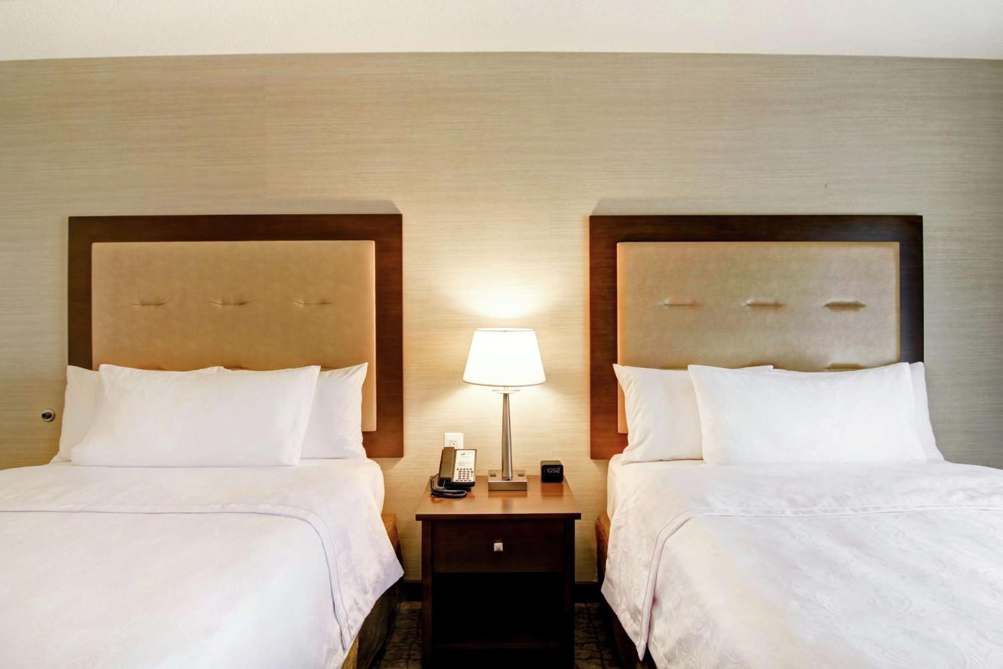 Homewood Suites By Hilton Woodbridge Eksteriør billede